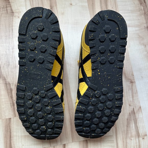 Men's Shoes - Picture 5 of 10